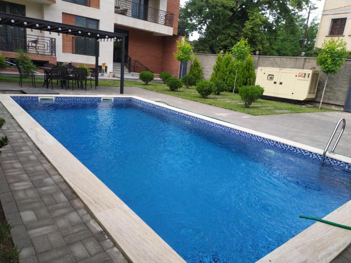 Vinum Hotel Tiflis Exterior foto